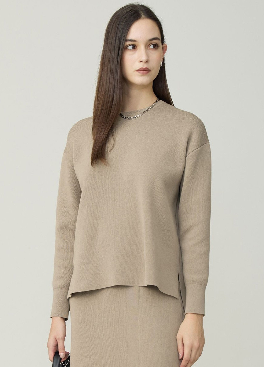 精紡棉柔挺針織上衣